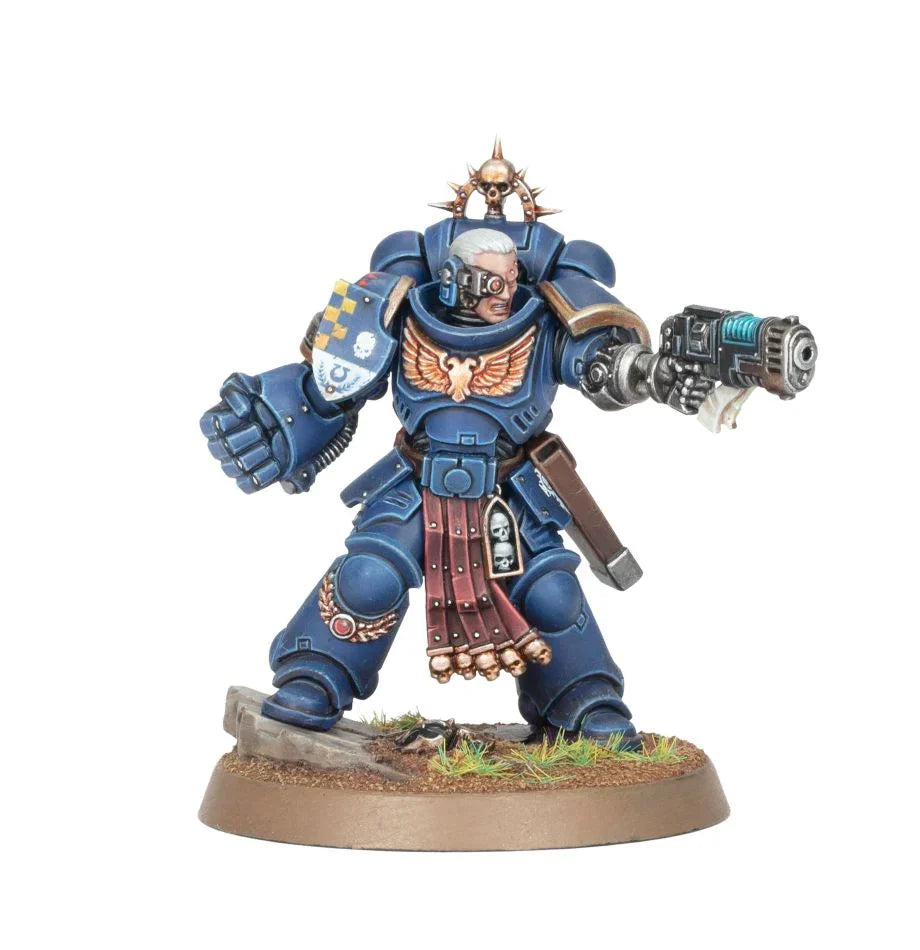 Space Marine Lieutenant | Gear Gaming Bentonville