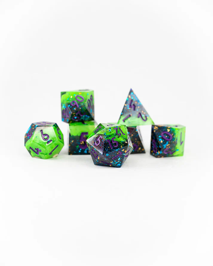 Denner Resin | 7 Piece Sharp Edge Dice Set | Gear Gaming Bentonville