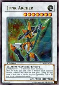 Junk Archer [Duelist Pack 9: Yusei 2] [DP09-EN016] | Gear Gaming Bentonville