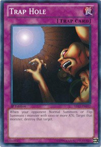 Trap Hole [Starter Deck: Xyz Symphony] [YS12-EN032] | Gear Gaming Bentonville